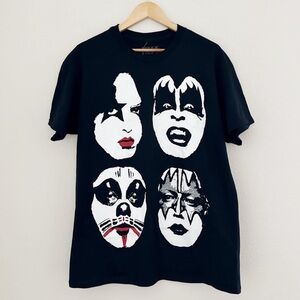 NWOT KISS Rock Band Graphic Tee